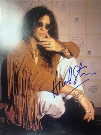 Talk Radio Star Howard Stern signed photo. GFA Authenticated