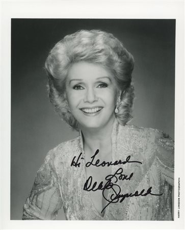 Singing in The Rain Debbie Reynolds signed photo. GFA Authenticated