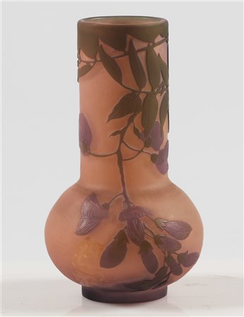 GALLE' EMILE (1846 - 1904) Vaso in vetro doppio cilindrico con base a bulbo....