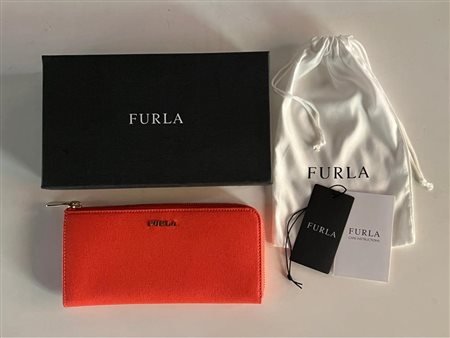Furla Babylon XL Zip around L Wallet