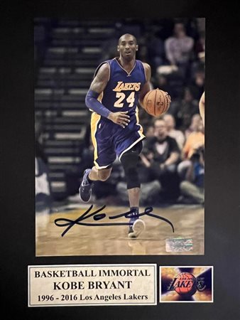 Kobe Bryant signed photo