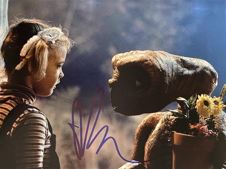 E.T. the Extra-Terrestrial Drew Barrymore signed movie photo