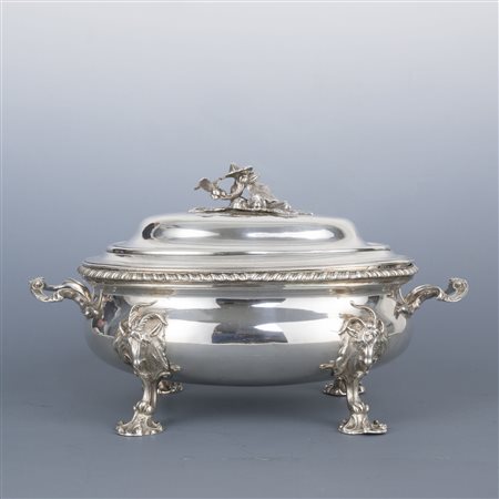 Zuppiera in argento, Londra, 1758