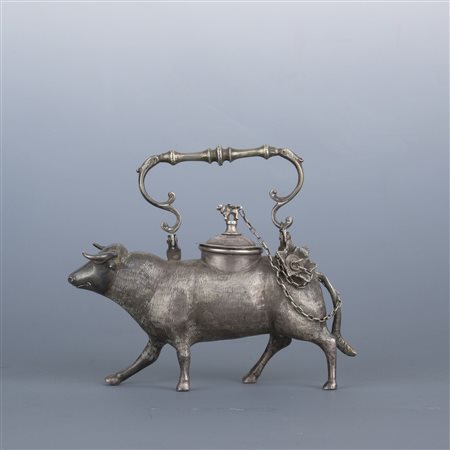 Contenitore in argento, probabilmente Sud America, XIX secolo