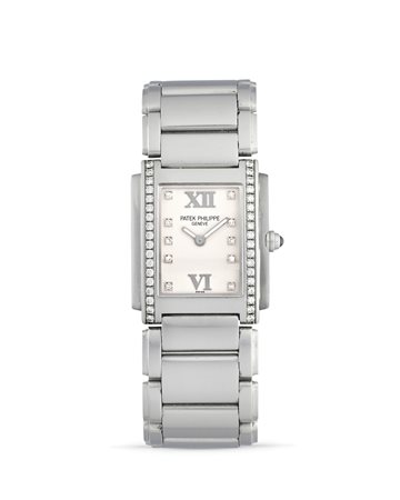 Patek Philippe - Twenty-4 4910/10A