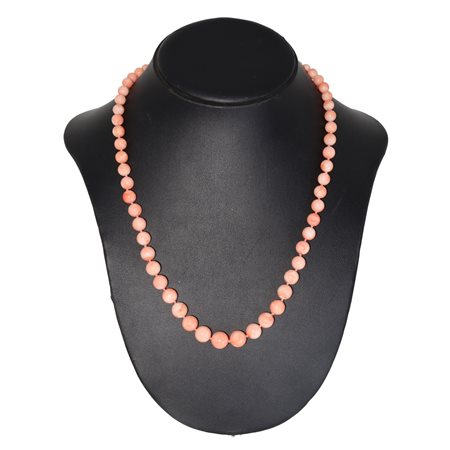 Collana ad un filo in corallo rosa con susta in oro giallo 750