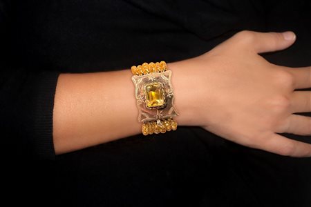 Bracciale in oro 12 carati ( 500) con quarzi citrini e topazio