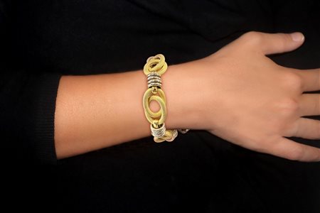 Bracciale vintage in oro giallo 750, 1960s