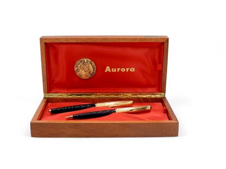 Set di due Penne, Aurora Doblone sfera stilografica placcato laminato oro...