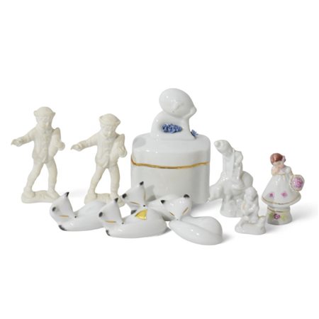 Lotto di curiosità in porcellana, Manifattura Royal Dux Cecoslovacchia...