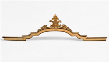 Mantovana in legno intagliato e dorato metà del XIX secolo forma sagomata con...