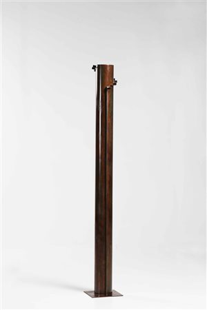 DE SOTO RAMON (n. 1942) Scultura in metallo cilindrica con scaletta. Metallo....