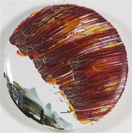 CHIN HSIAO (n. 1935) Piatto. Ceramica dipinta. Cm 32,00. Pezzo unico. Firma...