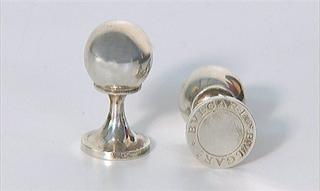 BULGARI COPPIA DI POLSINI DI BULGARI. In argento 925, motivi a boules lisce e...