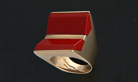 ANELLO ANELLO. In oro rosa 18 kt montatura geometrica con due inserti in...