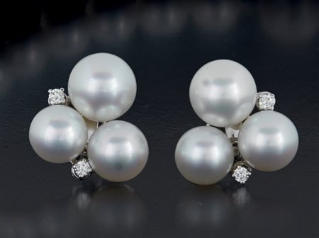 UTOPIA COPPIA DI ORECCHINI DI UTOPIA. In oro bianco 18 kt perno e clip con...