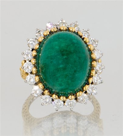 ANELLO ANELLO. In oro giallo e bianco 18 kt montatura traforata con motivi a...