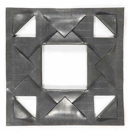 REMO SALVADORI (1947-) Nel momento 1992due sculture in piombo cm 21x21firmate...