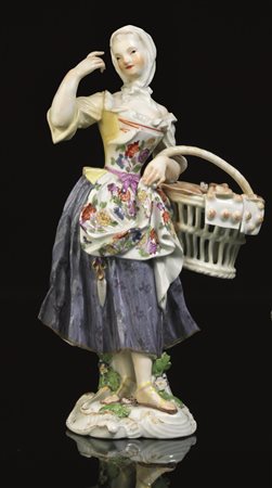 FIGURA, MANIFATTURA DI MEISSEN, 1755 CIRCAin porcellana dipinta in...