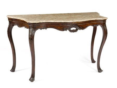 CONSOLE, VENEZIA, SECOLO XVIII in noce, piano sagomato in marmo, pendaglina...