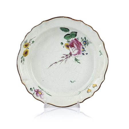 FINCK PIATTO IN MAIOLICA, BOLOGNA, FINCK, SECONDA META' XVIII SECOLO, decoro...