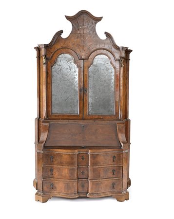 MOBILE DEL XVIII SECOLO RARO CASSETTONE A RIBALTA CON ALZATA IN NOCE E RADICA...