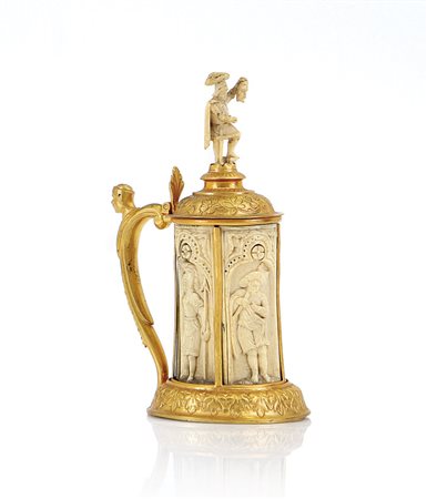 AVORIO EUROPEO PICCOLO TANKARD IN AVORIO E METALLO DORATO, FINE XIX SECOLO,...