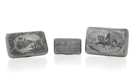 ARGENTI D'EPOCA DUE PORTA SIGARETTE IN ARGENTO E NIELLO, MOSCA, 1888, E UNA...