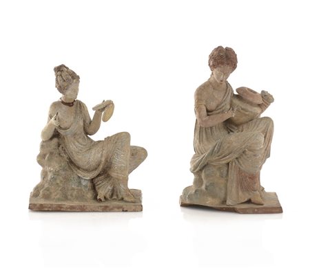 SCULTORE DEL XIX SECOLO Ricamatrice e vasaiaTerracotta nello stile Tanagra,...