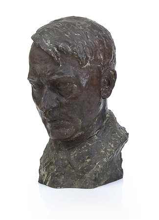 SCHMIDT-KESTNER ERICH 1877 - 1941Busto di A.Hitler Bronzo, alt. cm 42, firma...