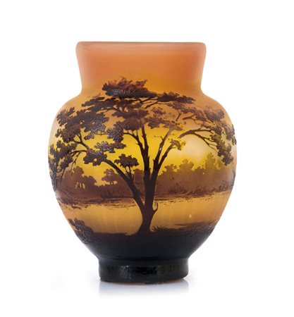 GALLE' VASO IN VETRO DOPPIO, GALLE', 1910 CA., ovoidale, decoro a paesaggio...