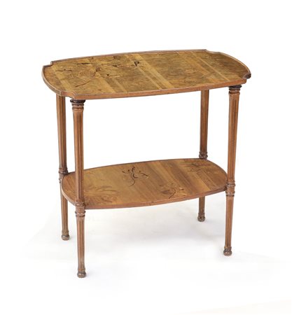 GALLE' TAVOLO INTARSIATO IN LEGNI VARI, GALLE', 1890 CA., a due ripiani,...
