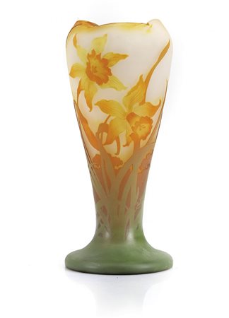 GALLE' VASO IN VETRO TRIPLO, GALLE', 1900 CA., a balaustro con collo...