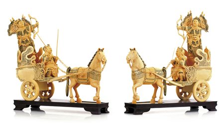 AVORIO COPPIA DI GRUPPI IN AVORIO, CINA, INIZIO XX SECOLO, raffiguranti...