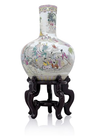 ARTE ORIENTALE GRANDE VASO IN PORCELLANA, CINA, XX SECOLO, decoro policromo...