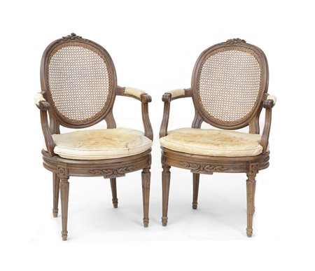 MOBILE DEL XVIII SECOLO COPPIA DI POLTRONE LUIGI XVI IN NOCE, FINE XVIII...