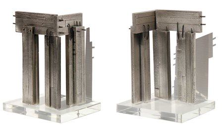 UNCINI GIUSEPPE Epistylium 2004 bronzo patinato e base in metacrilato cm. 25...