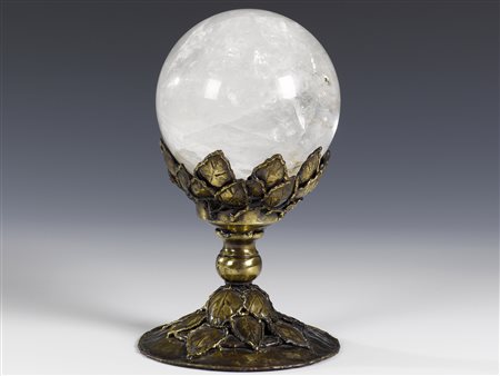 Lionel (XX secolo) Coppa con sfera in cristallo di rocca Rame ottonato...