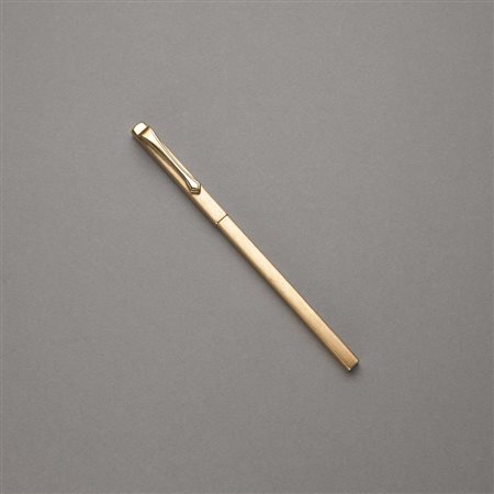 Penna a sfera a sezione quadrata d'oro giallo lucida e satinata in parte...