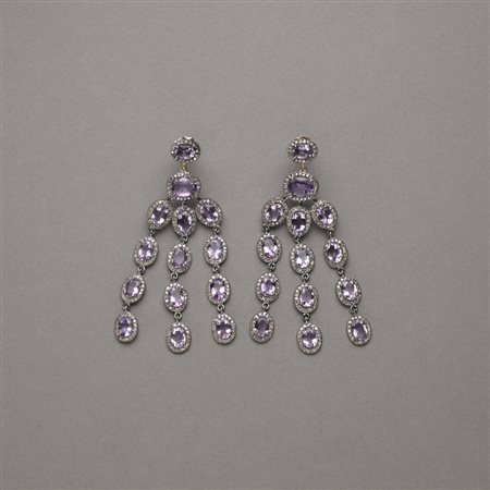 Orecchini pendenti a cascata in oro e argento con ametiste ovali taglio...