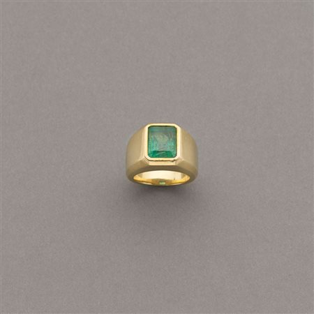 Anello in oro giallo da "mignolo" squadrato con smeraldo ottagonale, g.20,10,...