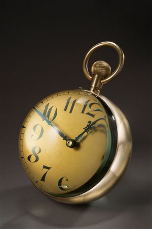Orologio a forma di globo in ottone e cristallo, Francia Epoca ultimo periodo...