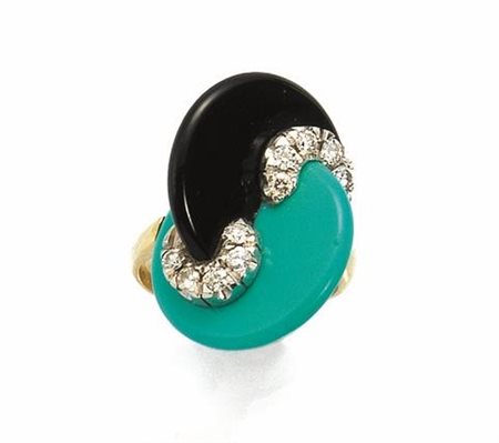 ANELLO IN ORO GIALLO, ORO BIANCO, ONICE, TURCHESE E DIAMANTIrealizzato a...