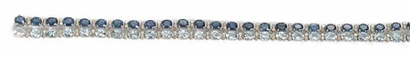BRACCIALE IN ORO BIANCO,ZAFFIRI E DIAMANTIrealizzato ad una fila di zaffiri...