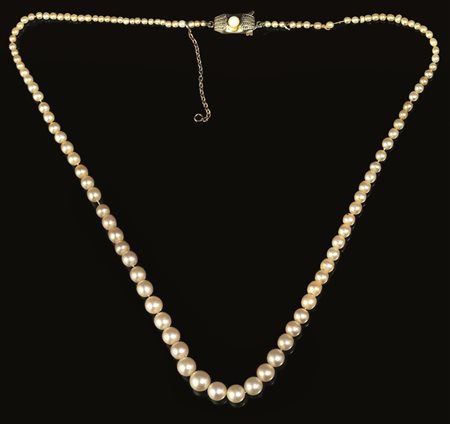 COLLANA IN ARGENTO, PERLE NATURALI E PERLE COLTIVATErealizzata ad una fila di...