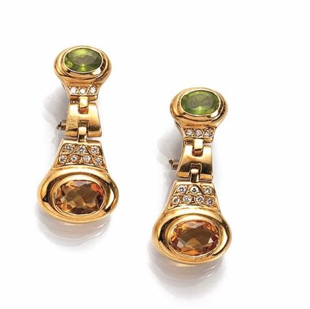 PAIO DI ORECCHINI PENDENTI IN ORO GIALLO, CITRINI, PERIDOTI E...