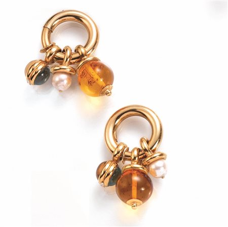 PAIO DI ORECCHINI PENDENTI IN ORO GIALLO E PIETRE DI COLOREciascuno...