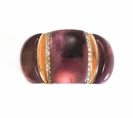 ANELLO IN ORO ROSA, AMETISTE E DIAMANTIrealizzato a fascia bombata con...