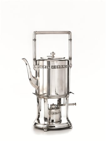 SAMOVAR, GERMANIA, 1920 CIRCAin argento, corpo cilindrico scanalato, base...