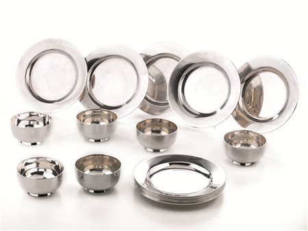 DODICI PIATTINI E SEI BOULLE, MILANO, PRIMA META’ SECOLO XX, ARGENTIERE...